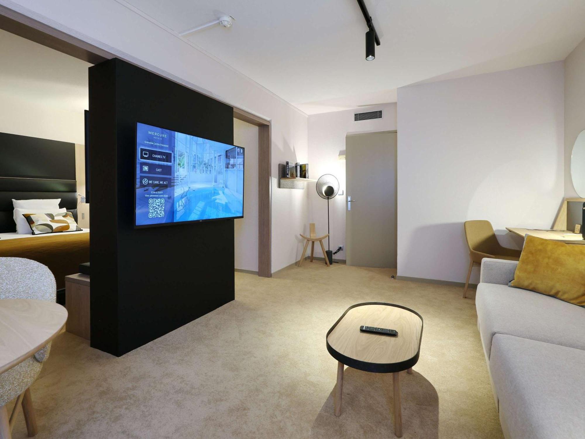 Mercure Grenoble Centre Porte Des Alpes Екстер'єр фото