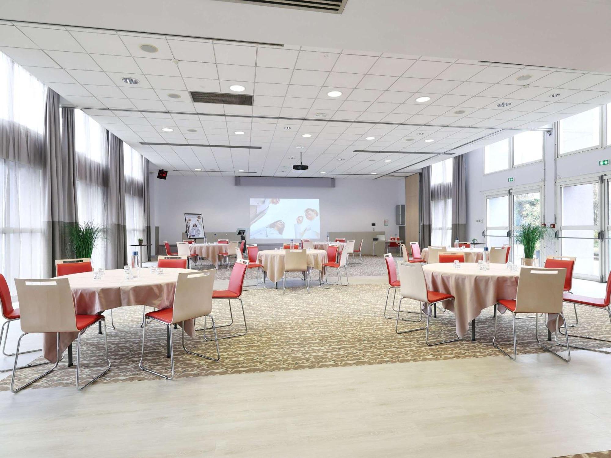 Mercure Grenoble Centre Porte Des Alpes Екстер'єр фото