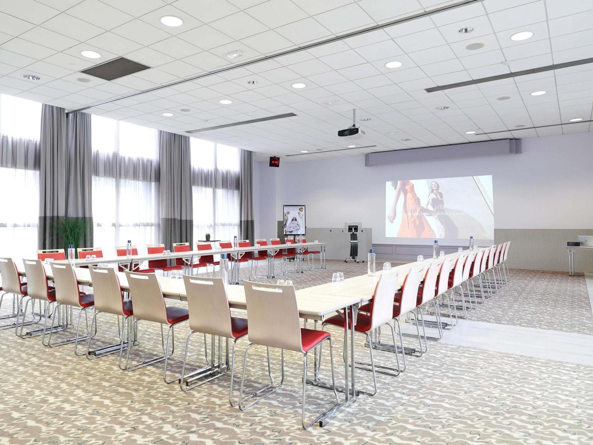 Mercure Grenoble Centre Porte Des Alpes Екстер'єр фото